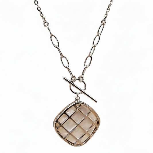 42cm 925 sterling silver necklace with 15mm square mother-of-pearl pendant and T-bar clasp