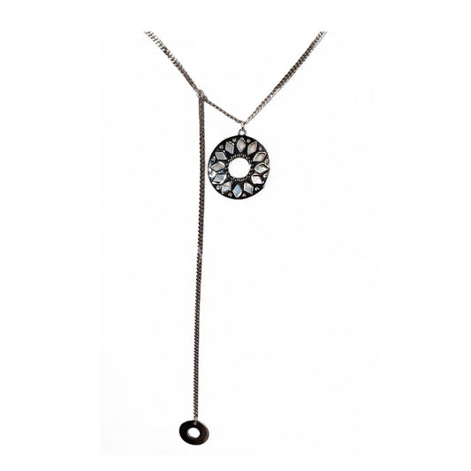 42cm 925 sterling silver lariat necklace with 16mm mother-of-pearl disc, zirconia inlay, and 9mm silver accent