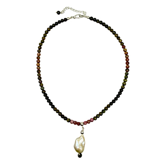 Tourmaline and baroque pearl necklace in 925 sterling silver on white background