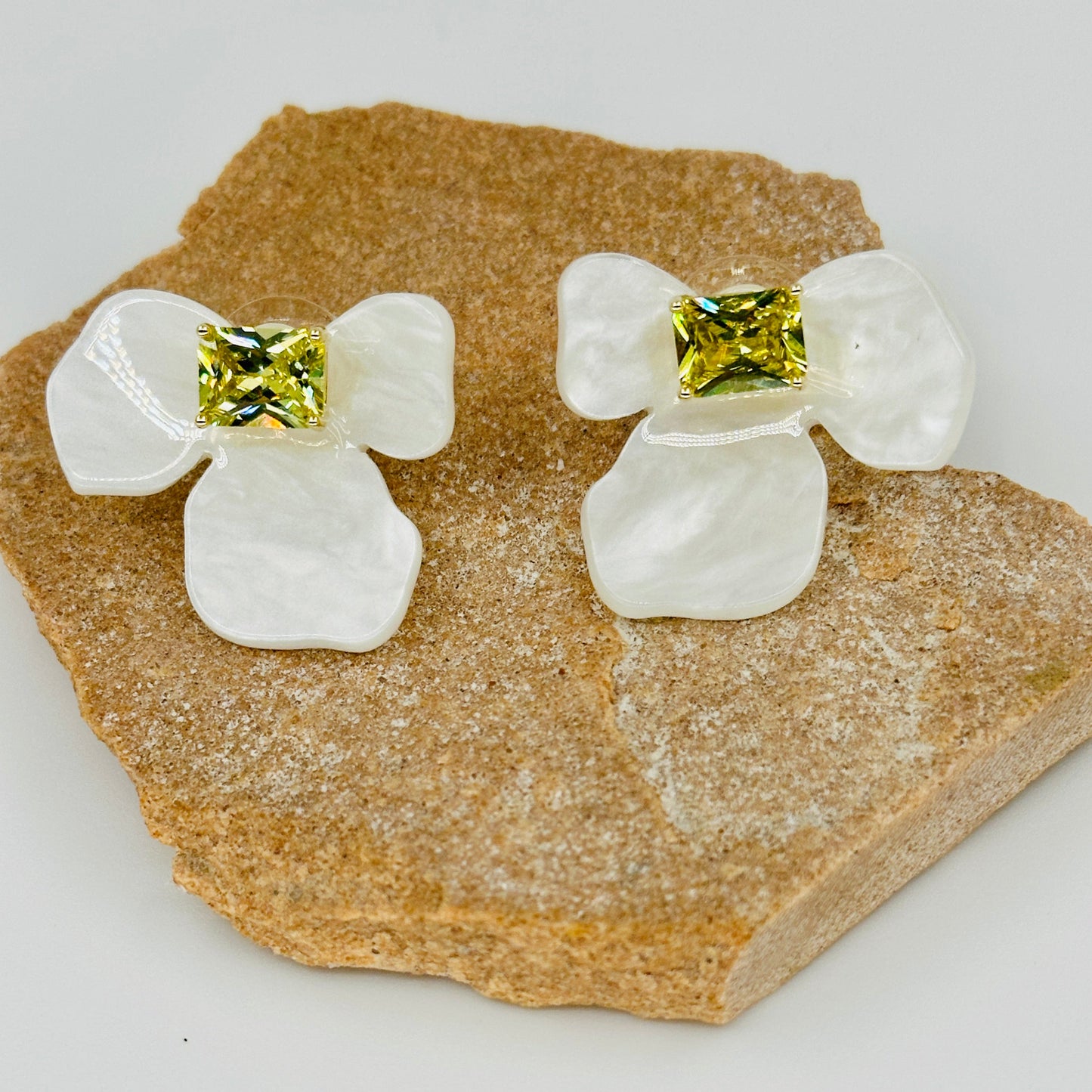 Close-up of square yellow zirconia stone 