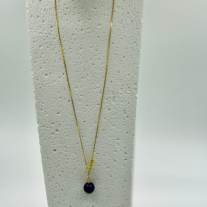 42cm 18k gold-plated necklace with 6x3mm gold beads and 11mm round charoite pendant